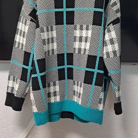 [BUNJANG] Wave Check Pattern Oversized Cardigan / 남성WAVE 체크 패턴 오버핏가디건 XL사이즈(105)