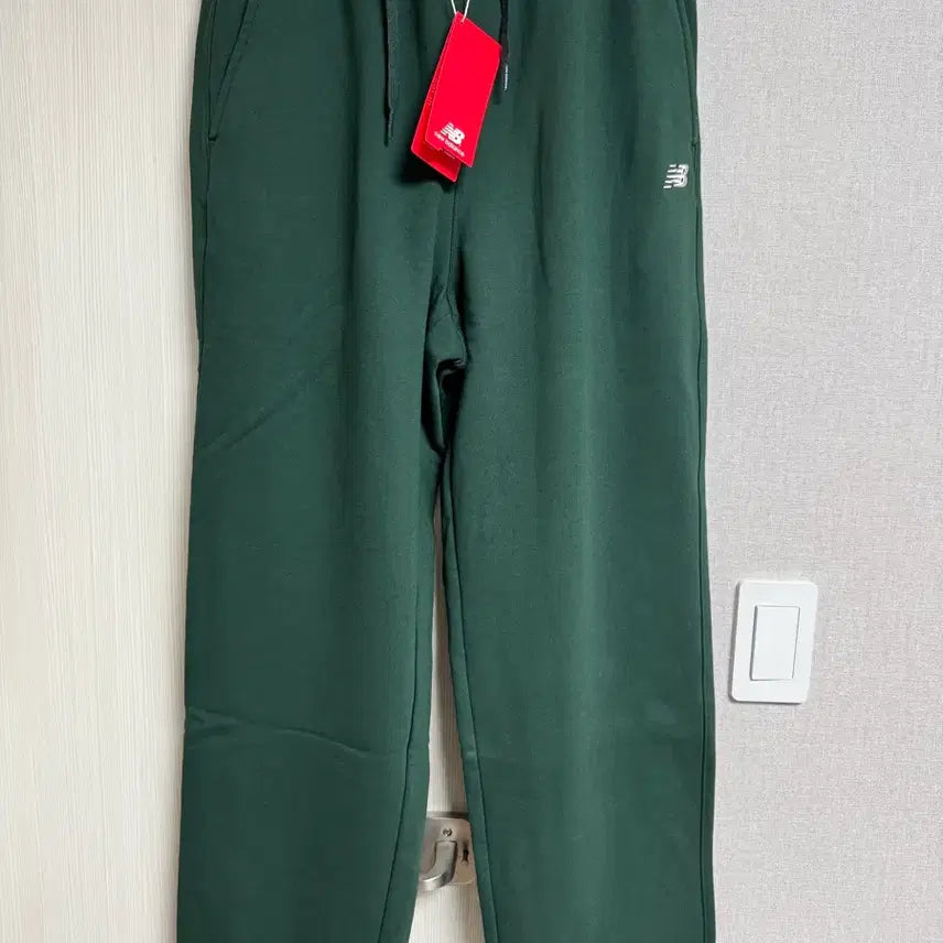 [BUNJANG] New Balance Essentials Wide Pants Hunter Green / [XL] 뉴발란스 에센셜 와이드 팬츠 헌터그린