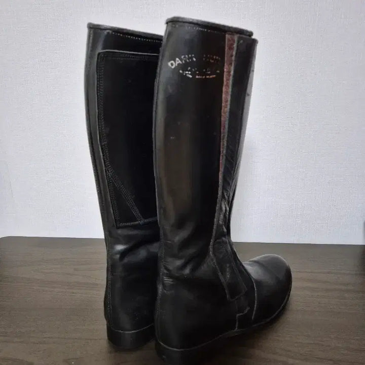 [BUNJANG] Winter Riding Boots - New / 겨울 승마 부츠 -새상품