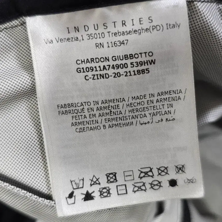 [BUNJANG] Moncler Black Windbreaker Jacket (Size 7) / 몽클레어 블랙 와펜 바람막이 자켓 7사이즈 110 115 판매