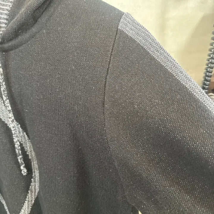 [BUNJANG] Mischief Rhombus Hood Knit / 미스치프 롬버스 후드 니트