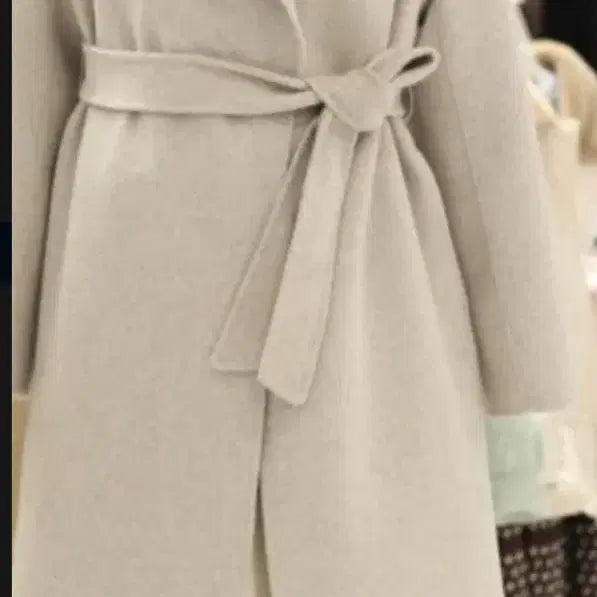 [BUNJANG] Handmade Beige Belted Long Coat / 핸드메이드 베이지 벨티드 롱 코트