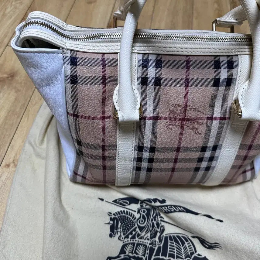 [BUNJANG] Burberry Check Tote Bag / 버버리 체크 토트백 + 더스트백