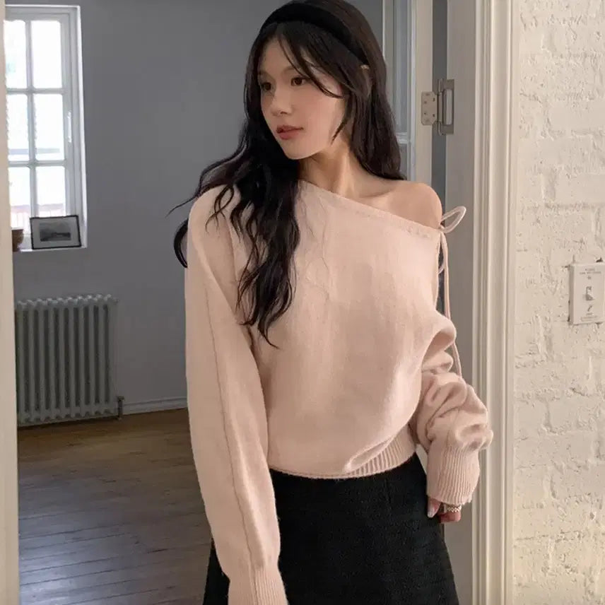 [BUNJANG] Moebon Tie Ribbon Boat Neck Knit Top / 모번 타이 리본 보트넥 니트