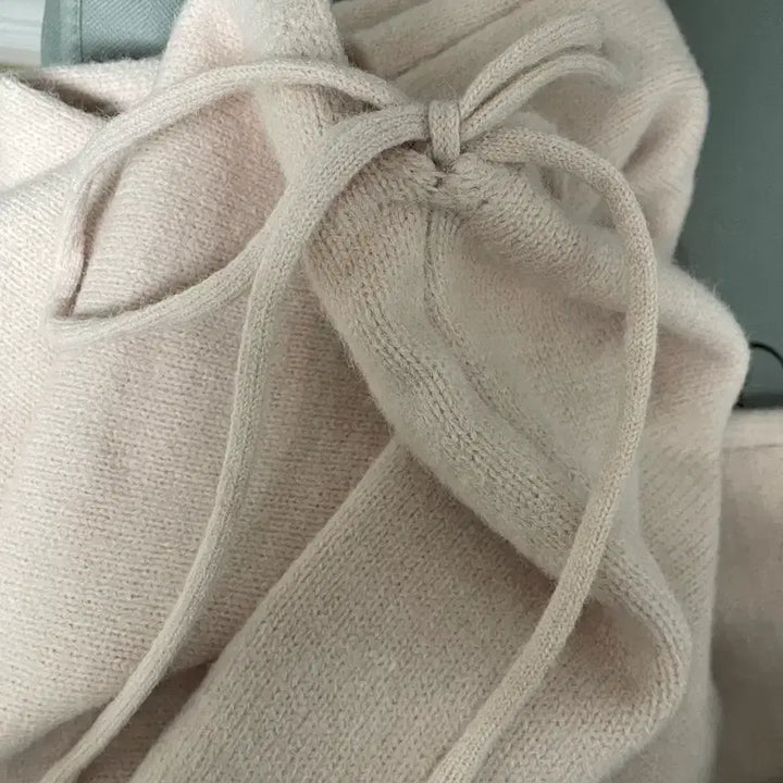 [BUNJANG] Moebon Tie Ribbon Boat Neck Knit Top / 모번 타이 리본 보트넥 니트