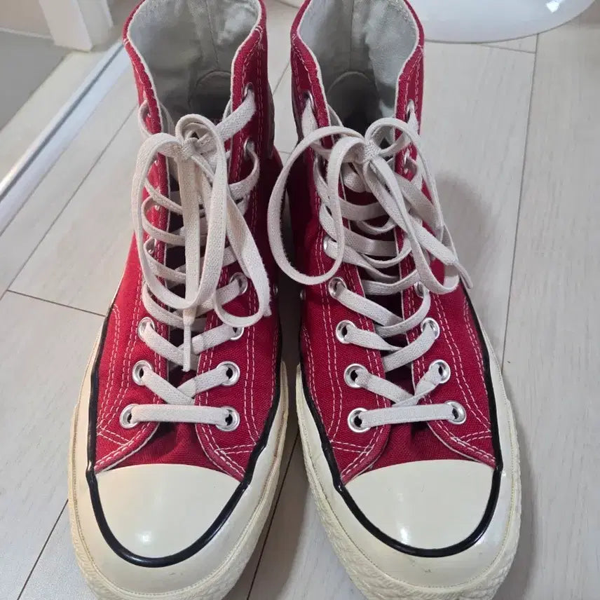 [BUNJANG] Converse Chuck 70 High Enamel Red Sneakers / 컨버스 척70 하이 에나멜레드 255