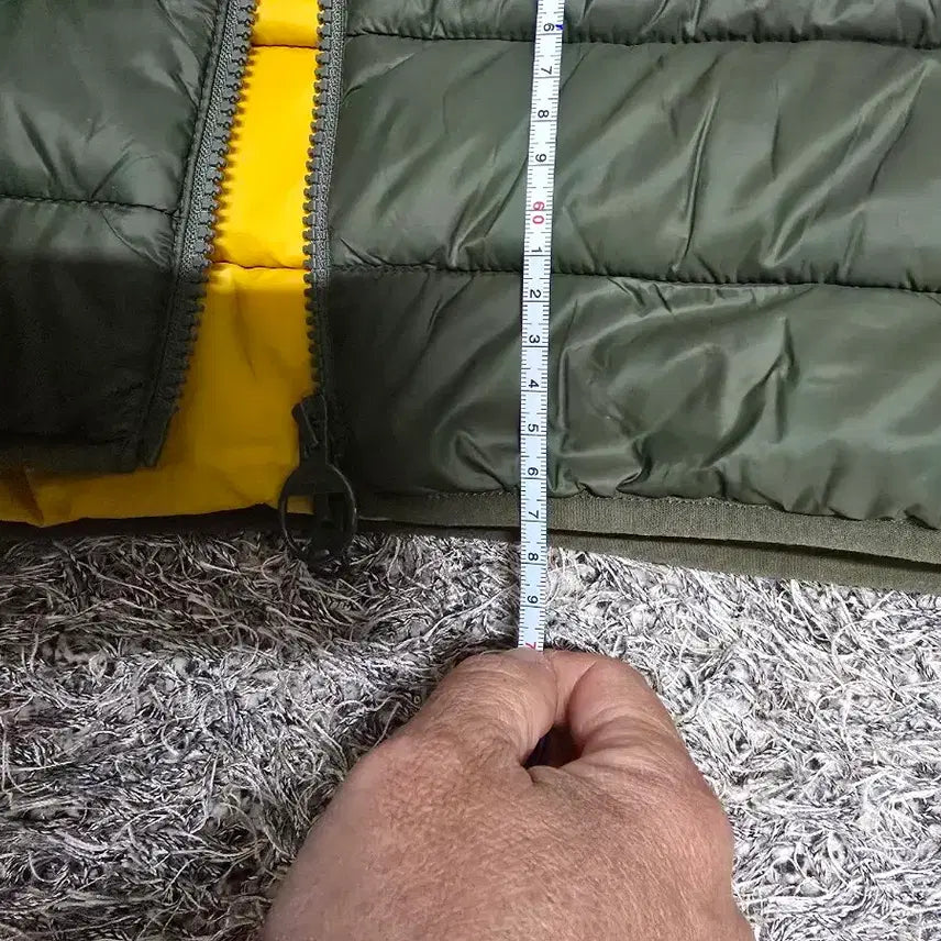 [BUNJANG] Barbour Padded Vest / 바버 Barbour 패딩 조끼 카키/옐로우