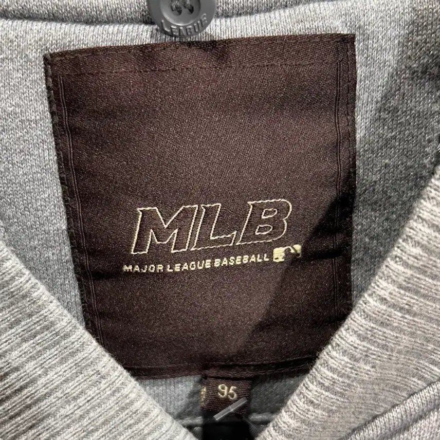 [BUNJANG] MLB St. Louis Cardinals Varsity Jacket / M MLB 세인트루이스 카디널스 레드 배색 바시티 자켓