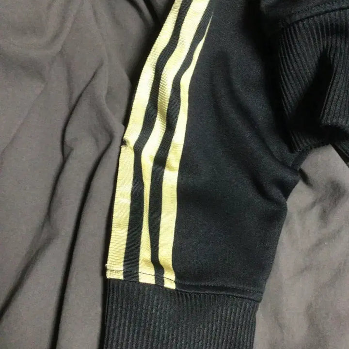 [BUNJANG] Adidas Three Stripes Hooded Zip-up Black / 아디다스 삼선 후드 집업 블랙