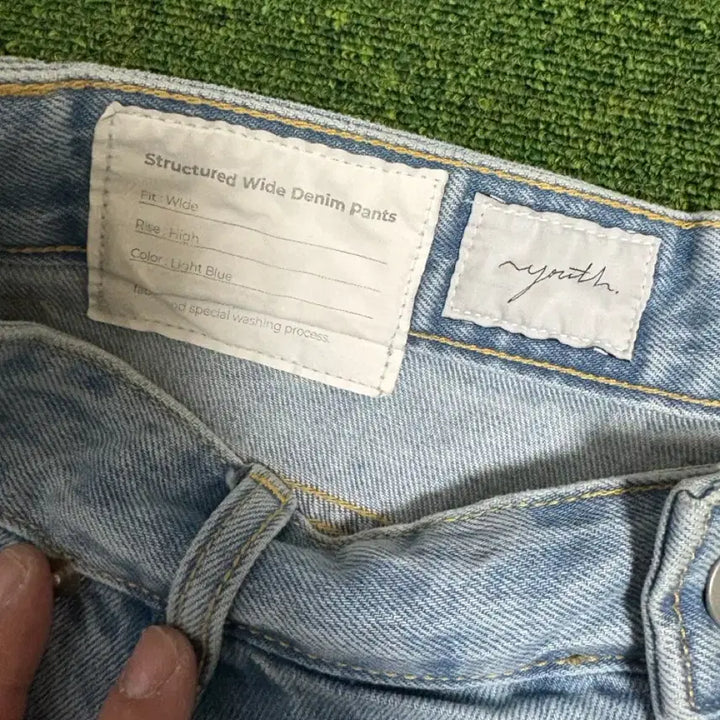 [BUNJANG] Youth Wide Two-Tuck Denim Pants / 유스 와이드 투턱 데님 팬츠