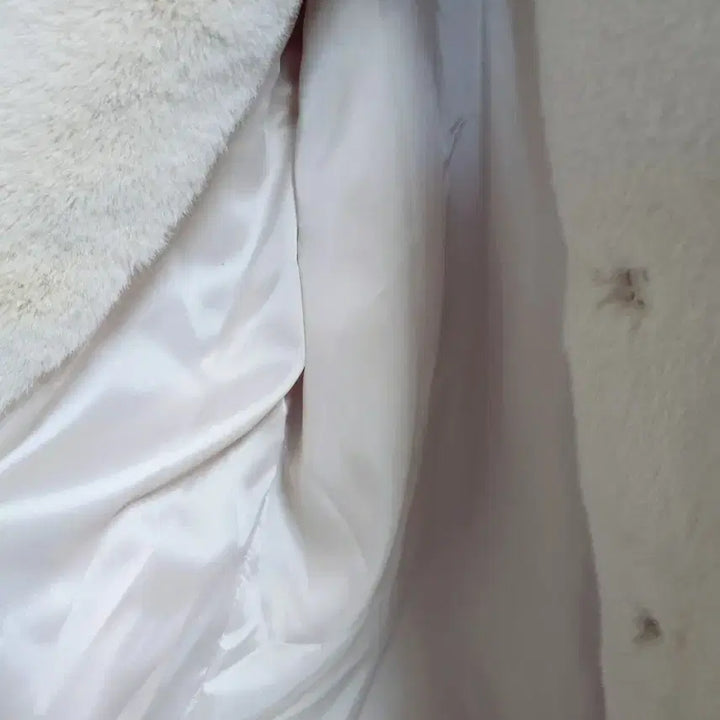 [BUNJANG] Unbranded Faux Fur Coat / 퍼코트 (새상품)