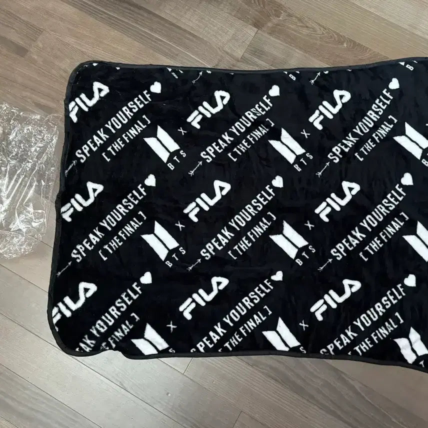 [BUNJANG] BTS FILA Speak Yourself Blanket / 방탄소년단 bts 휠라 담요 스픽콘 담요