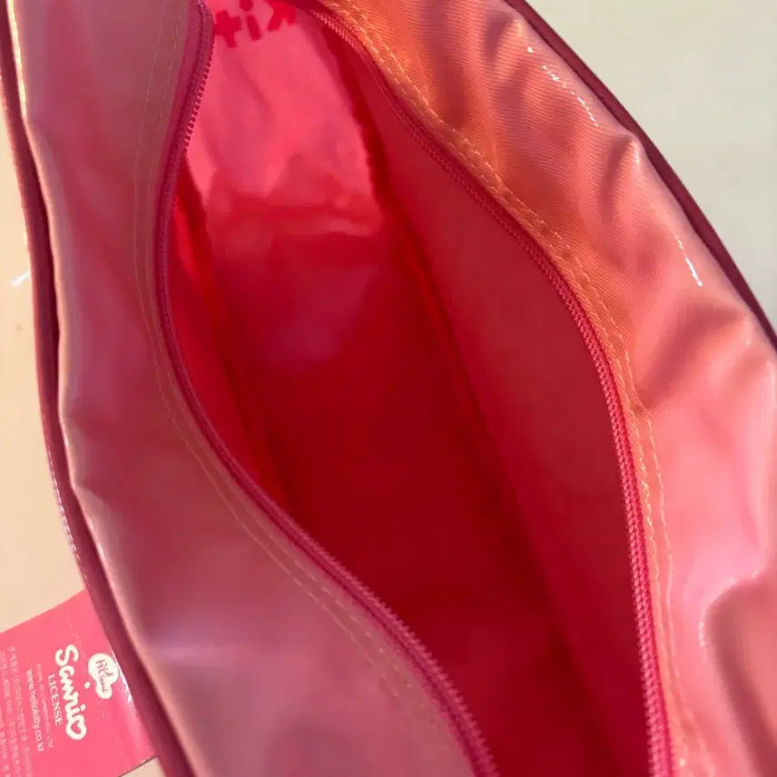 [BUNJANG] Hello Kitty Pink Crossbody Bag / [고전] 헬로키티 핑크 크로스백 가방