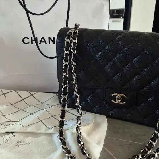 [BUNJANG] Chanel Classic Caviar Large Shoulder Bag / 샤넬 클래식 캐비어 라지