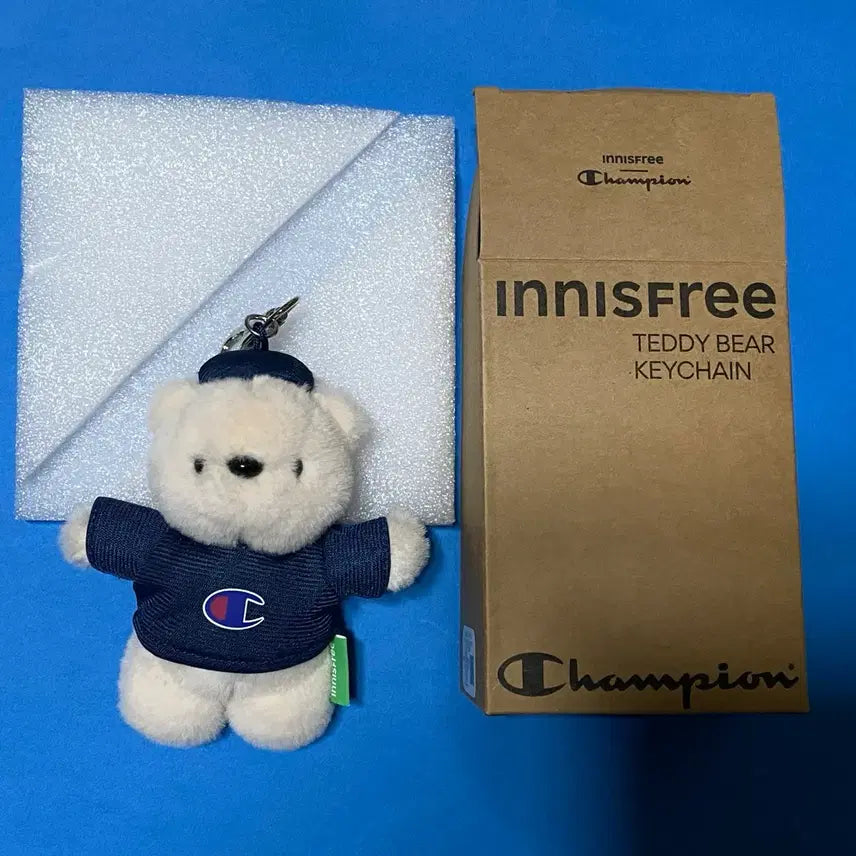 [BUNJANG] Innisfree x Champion Teddy Bear Keyring / [새제품]이니스프리X챔피온콜라보/한정판굿즈 테디베어키링