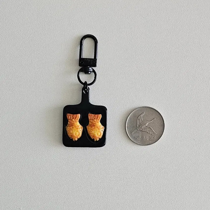 [BUNJANG] Unspecified Keyring / 붕어빵틀 키링