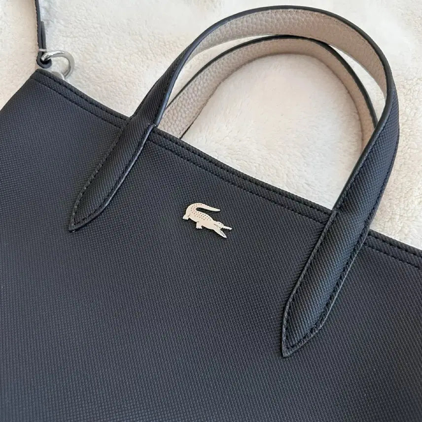 [BUNJANG] Lacoste Anna Reversible Tote Bag Crossbody Black / 라코스테 안나 리버시블 토트백 크로스백 블랙