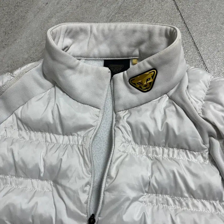 [BUNJANG] Dynafit Lightweight Half-Zip Padded Jacket (White, M) / 다이나핏 경량패딩 반집업 화이트 M(95)