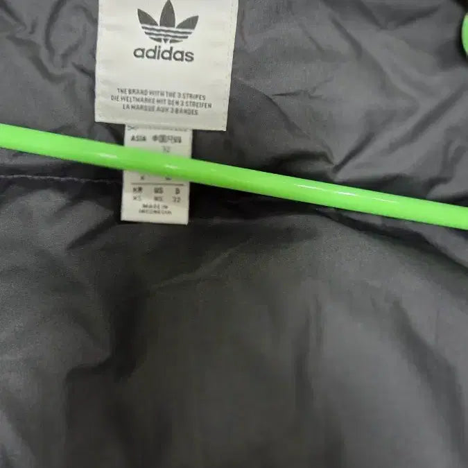 [BUNJANG] Adidas Padded Jacket / 아디다스 패딩