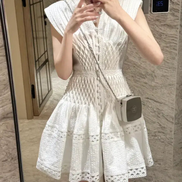 [BUNJANG] Imported Beaded Eyelet Dress / 수입 비즈 아일렛 원피스