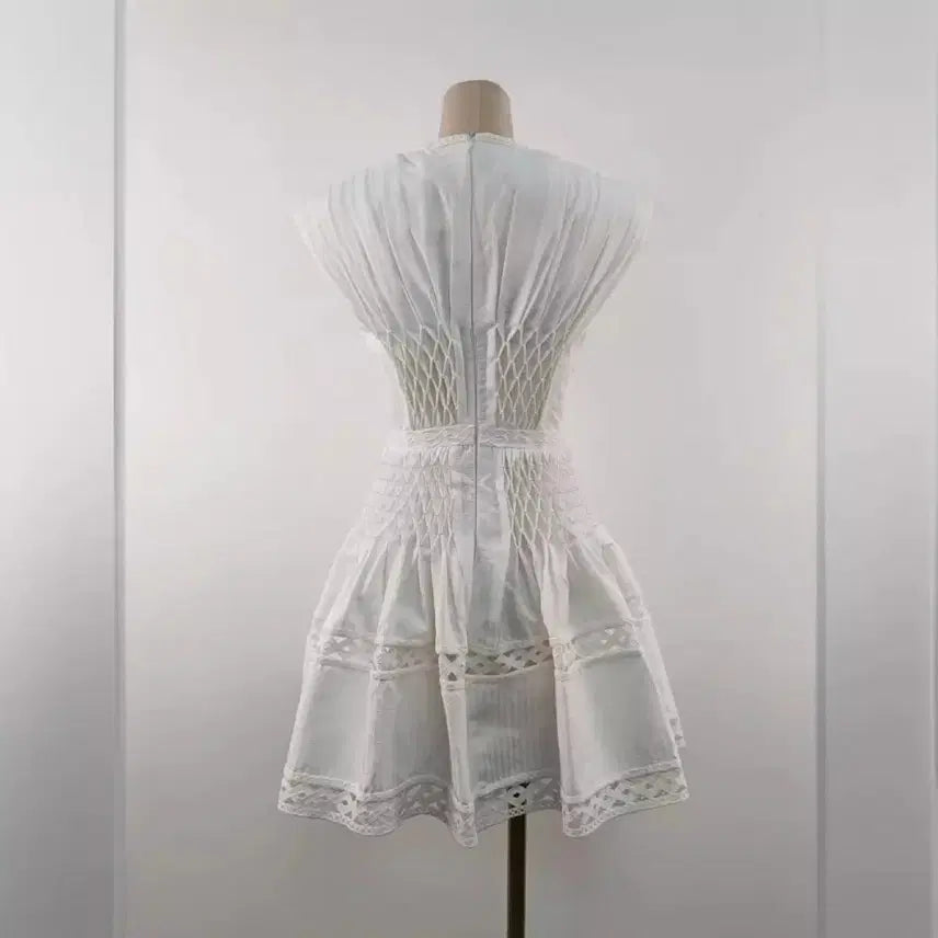 [BUNJANG] Imported Beaded Eyelet Dress / 수입 비즈 아일렛 원피스