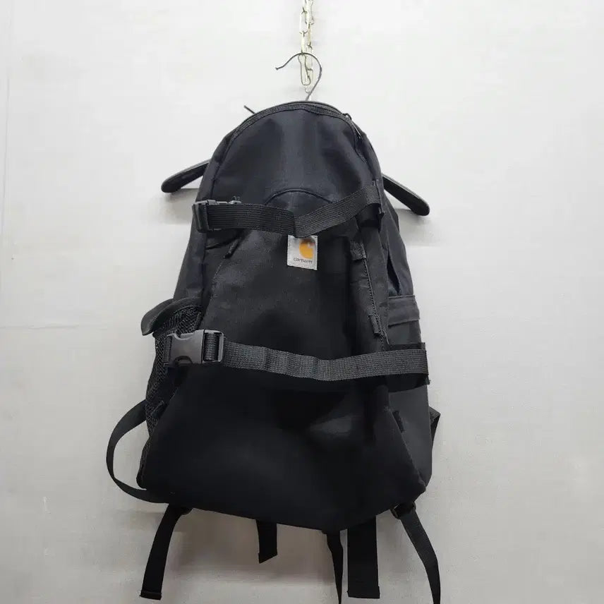 [BUNJANG] Carhartt WIP Kickflip Backpack / 칼하트WIP 로고 킥플립 백팩
