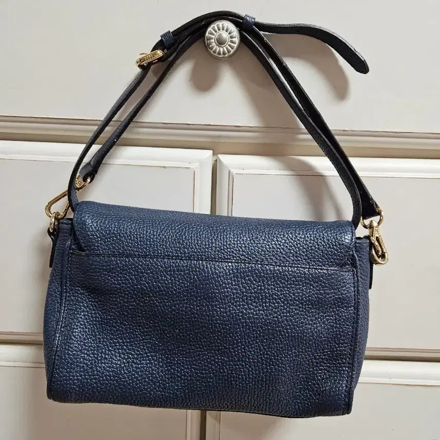 [BUNJANG] DD Logo Navy Leather Shoulder Bag / 닥스 DD 로고 네이비 가죽 숄더백