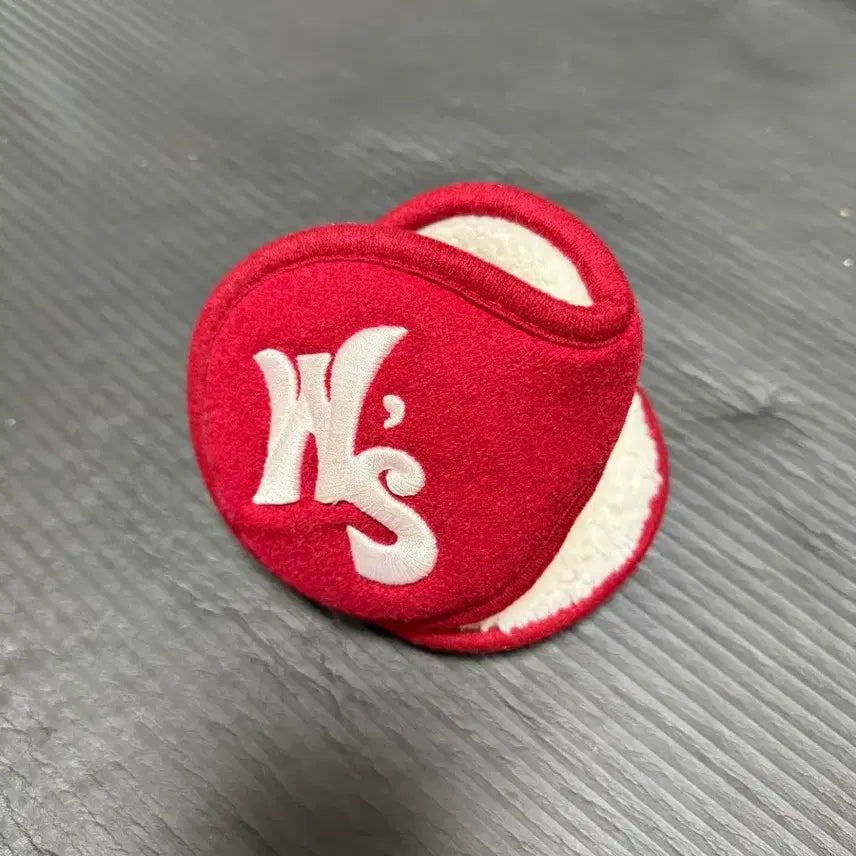 [BUNJANG] Weeekenders Red Earmuffs / 위캔더스 레드 귀마개