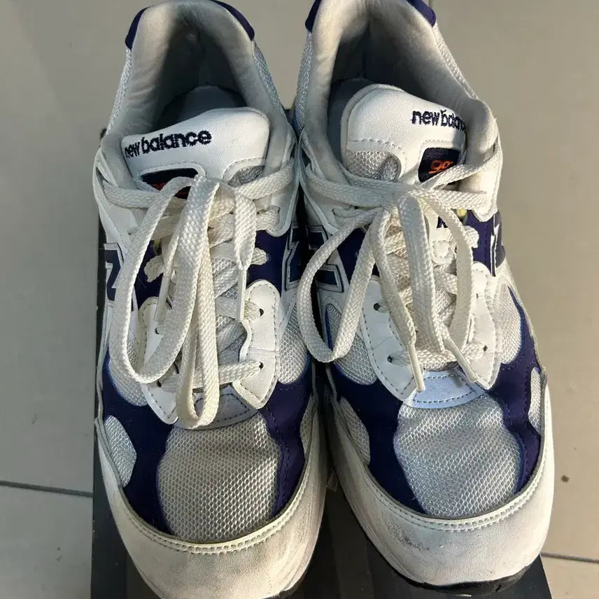 [BUNJANG] New Balance 992 White Navy Sneakers / 뉴발란스 992 화이트 네이비