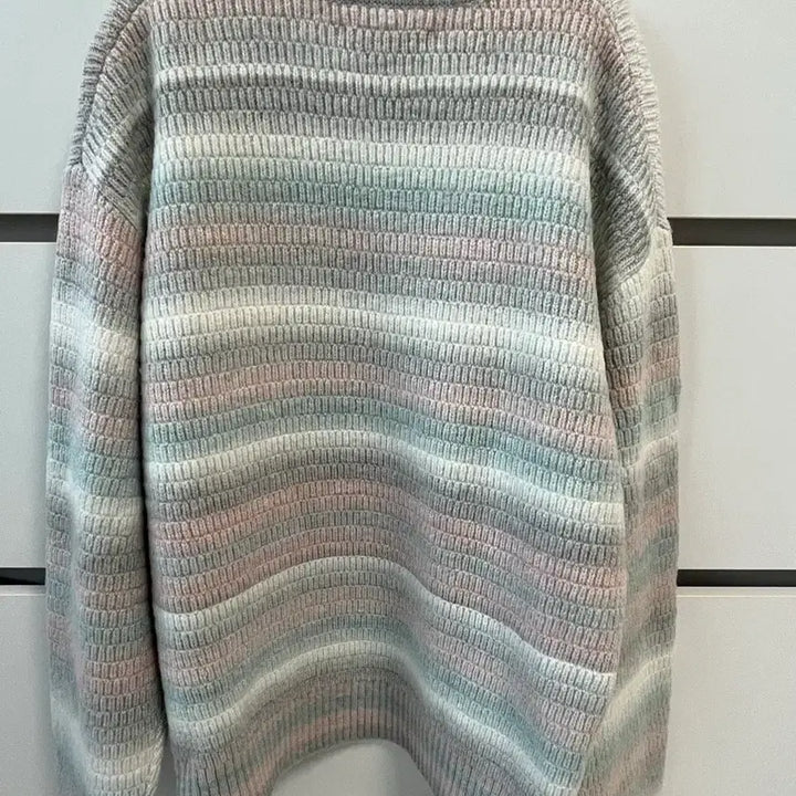 [BUNJANG] Gradient Stripe Knit Top / 팔렛 그라데이션 스트라이프 니트