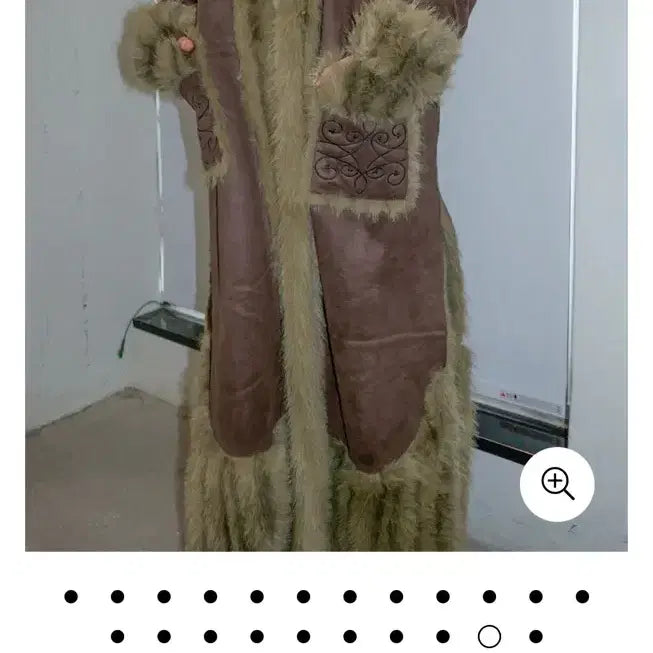 [BUNJANG] Sculptor Reversible Faux Fur Coat Olive / 스컬프터 리버시블 퍼 코트 올리브