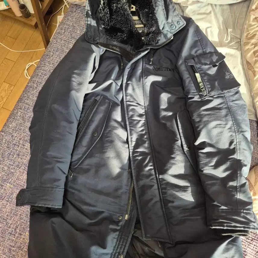 [BUNJANG] Marmot Infinity Goose Down Jacket Navy 95 / 마모트 인피니티 구스 네이비 95