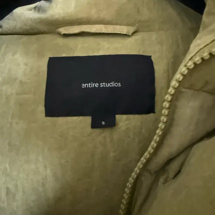 [BUNJANG] Entaire Studio Khaki Puffer Jacket Size S / 엔타이어 스튜디오 카키 푸퍼패팅 S사이즈