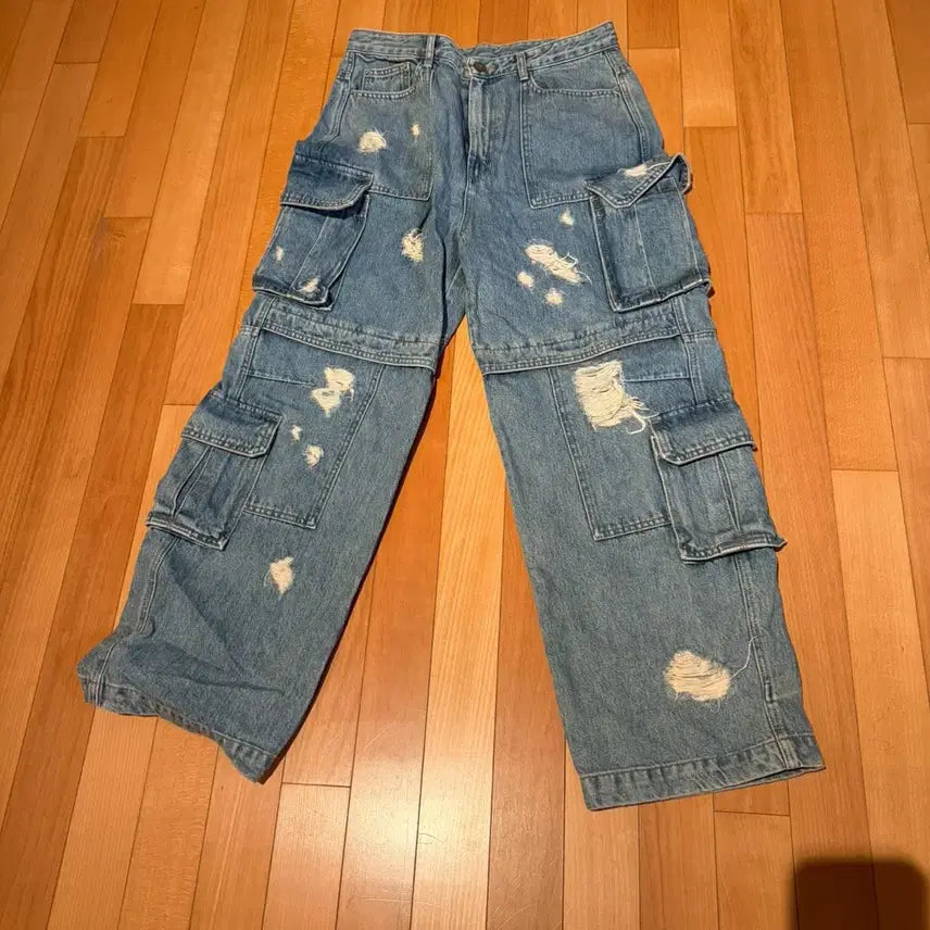 [BUNJANG] Juun.J 46 Damage Denim Multi Cargo Pants / [46] 준지 데미지 데님 멀티 카고 판매합니다.