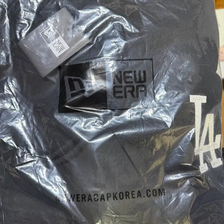 [BUNJANG] New Era MLB LA Dodgers Patched Hoodie Black / [새상품] 뉴에라 MLB LA 다저스 패치드 후드 블랙