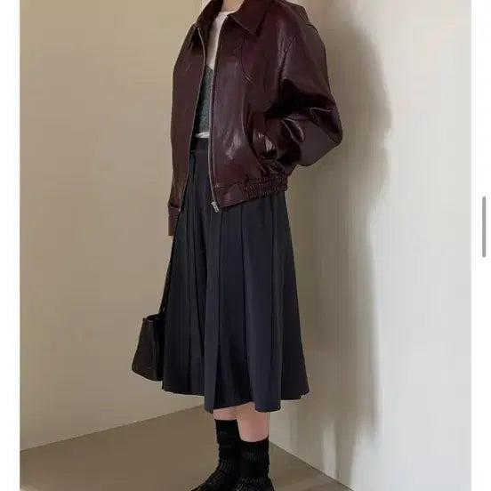 [SOLD OUT] 가격내림) 킨다베이지 레더 블루종 점퍼