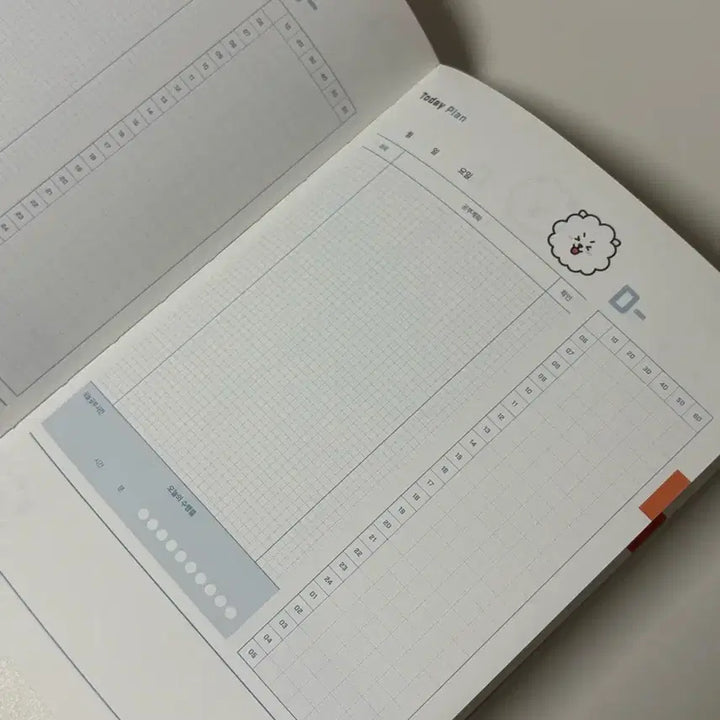 [BUNJANG] BT21 COOKY Study Planner / BT21 스터디 플래너 COOKY 핑크