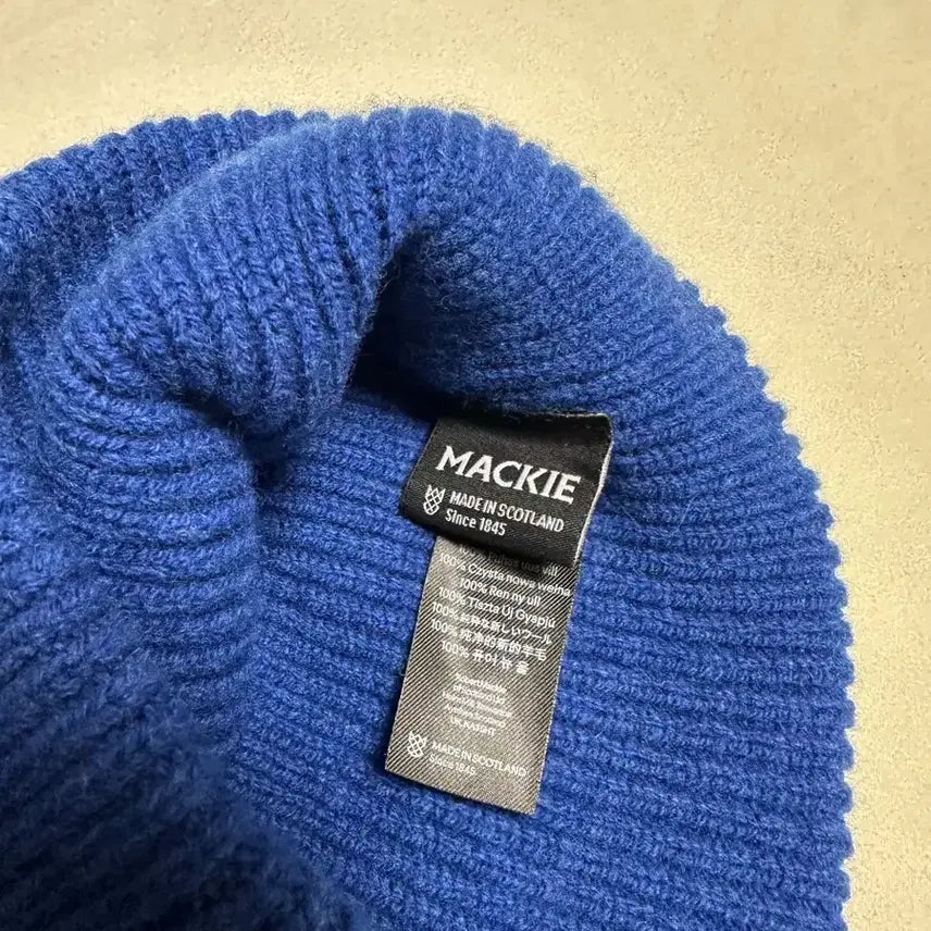 [BUNJANG] Robert Mackie Beanie / 로버트 맥키 비니