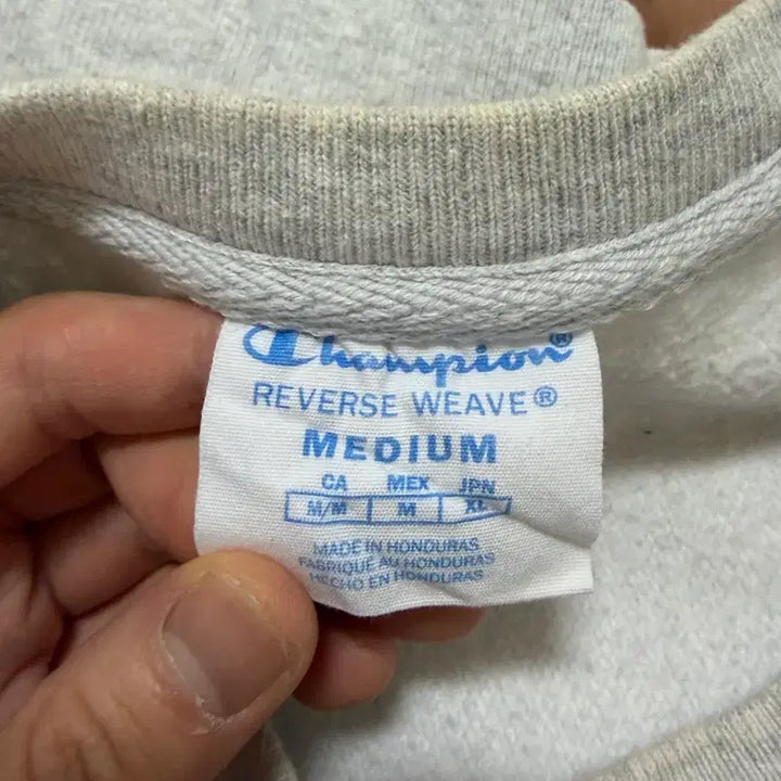[BUNJANG] Champion Reverse Weave Blue Tag Sweatshirt / 빈티지 챔피온 리버스위브 블루택 스웻셔츠 맨투맨