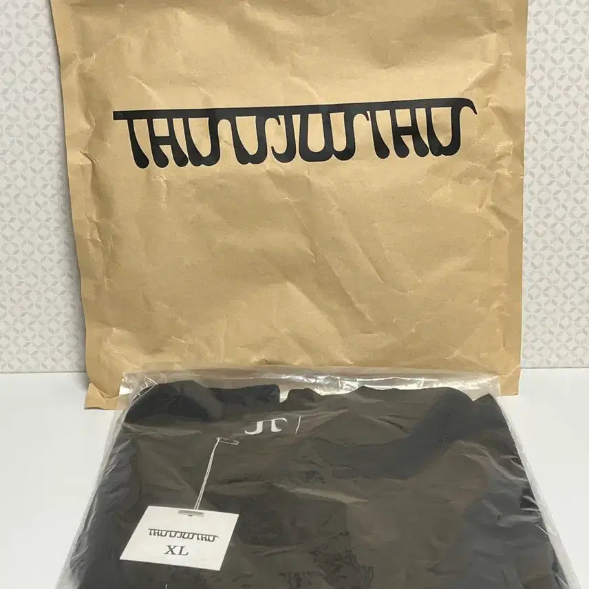 [BUNJANG] Justhis Lit Concert T-shirt XL / 저스디스 릿 단콘 티셔츠 XL사이즈
