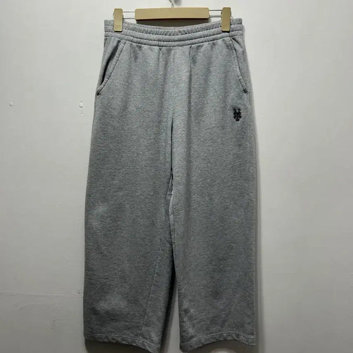 [BUNJANG] MLB Wide Training Pants M / MLB 와이드 트레이닝복 바지 팬츠 M
