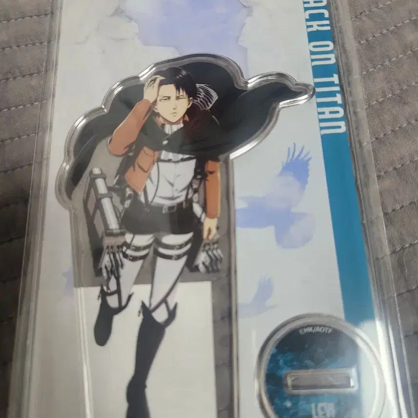 [BUNJANG] Attack on Titan Levi Acrylic Stand / 진격의거인 리바이 아크릴스탠드