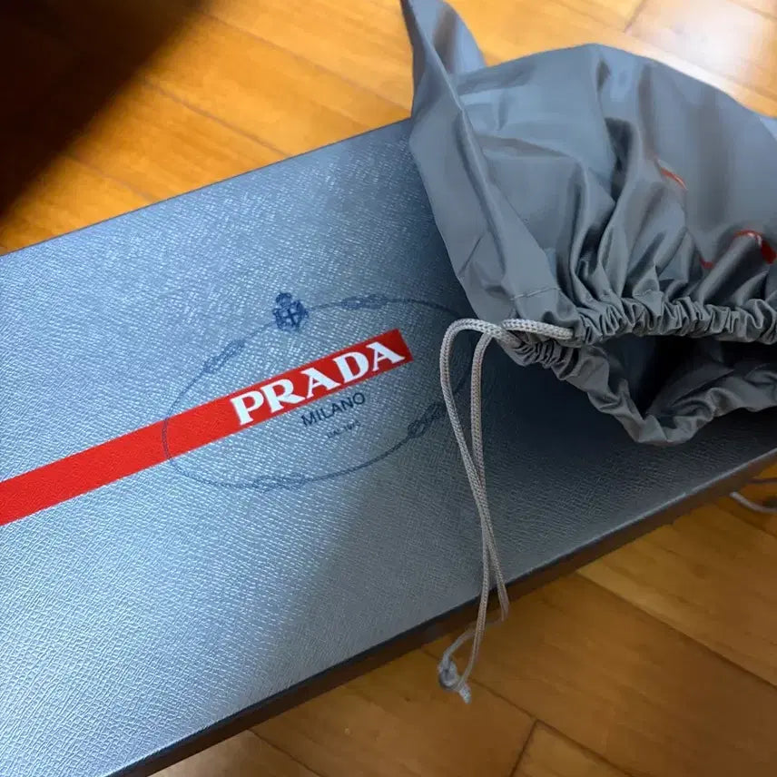 [BUNJANG] Prada America's Cup White UK9 / 프라다 아메리카컵 화이트 UK9