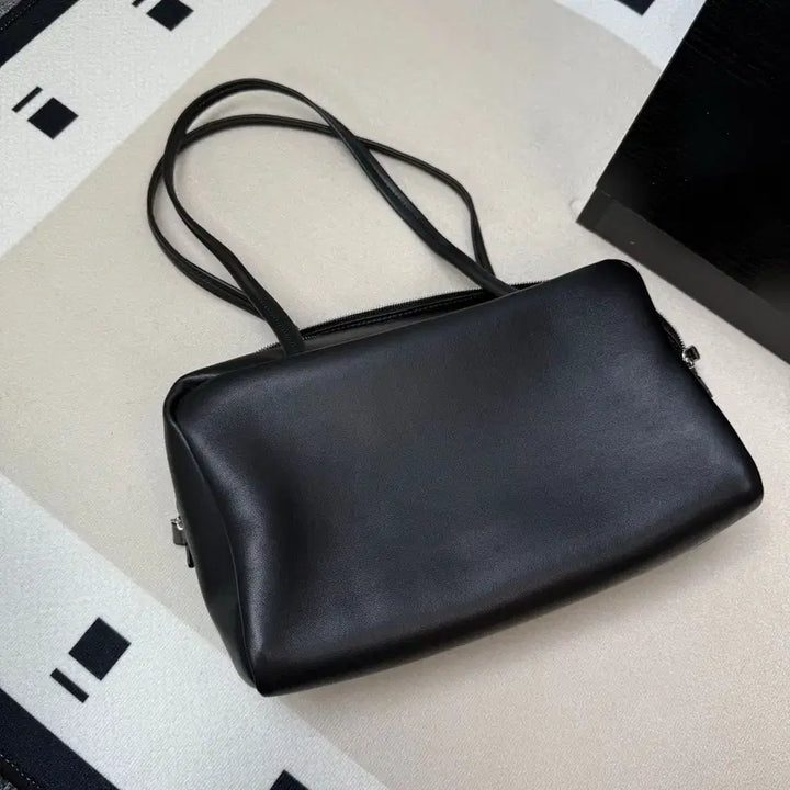 [BUNJANG] Astra Lambskin Leather Tote Bag - Black / 새상품 고급 여성가방 Astra 양가죽 토트백 블랙