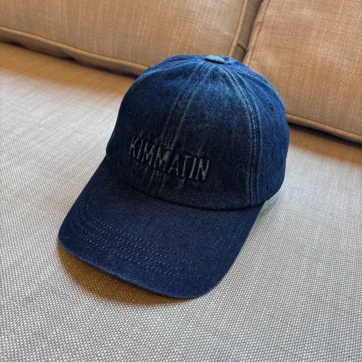 [BUNJANG] 마뗑킴(Matin Kim)의 로고 브러시 데님 볼캡 / 마뗑킴(Matin Kim)의 로고 브러시 데님 볼캡