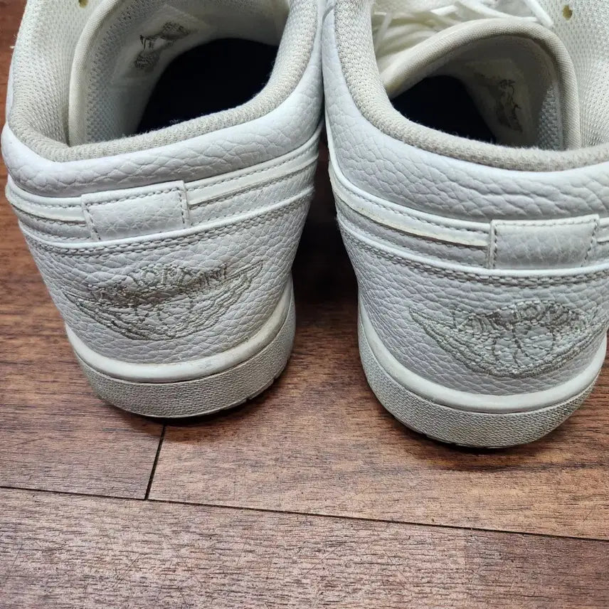 [BUNJANG] Nike Air Jordan 1 Low Sneakers US9.5 / 나이키 에어 조던1 로우 운동화 US9.5(275)