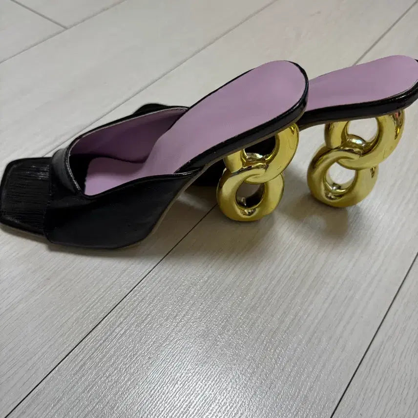 [BUNJANG] Gold Chain Style Heels / 골드체인급