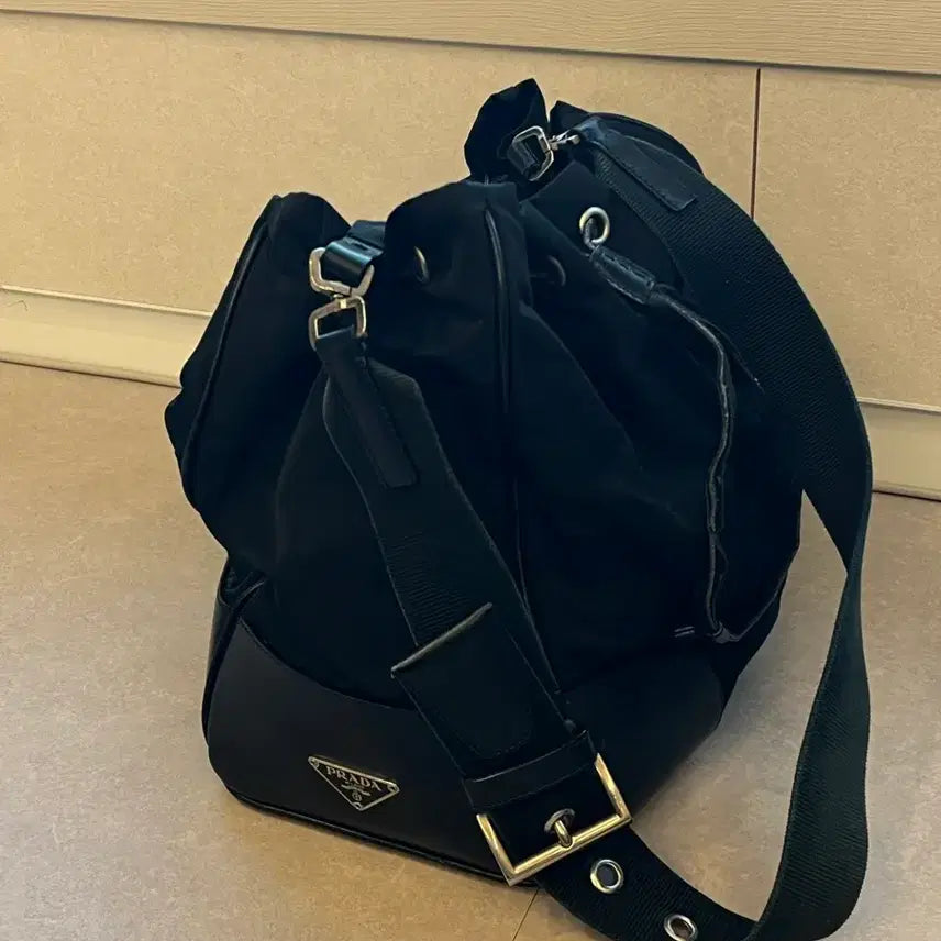 [BUNJANG] Prada Vintage Shoulder Bag / 프라다 숄더백