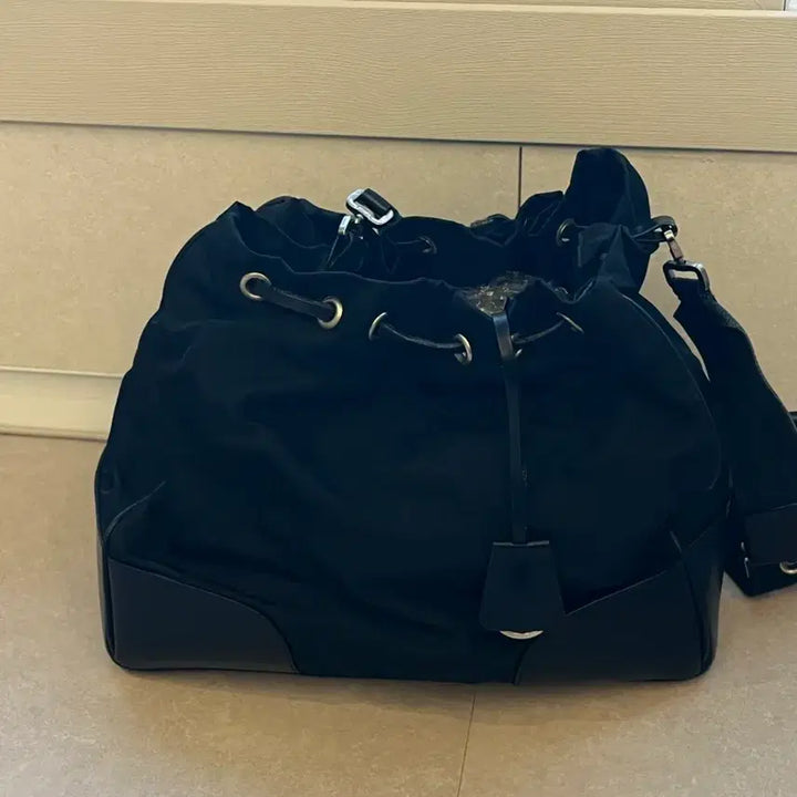 [BUNJANG] Prada Vintage Shoulder Bag / 프라다 숄더백