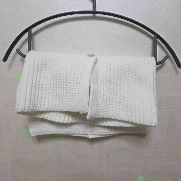 [BUNJANG] White/Ivory Knit Sweater / 니트